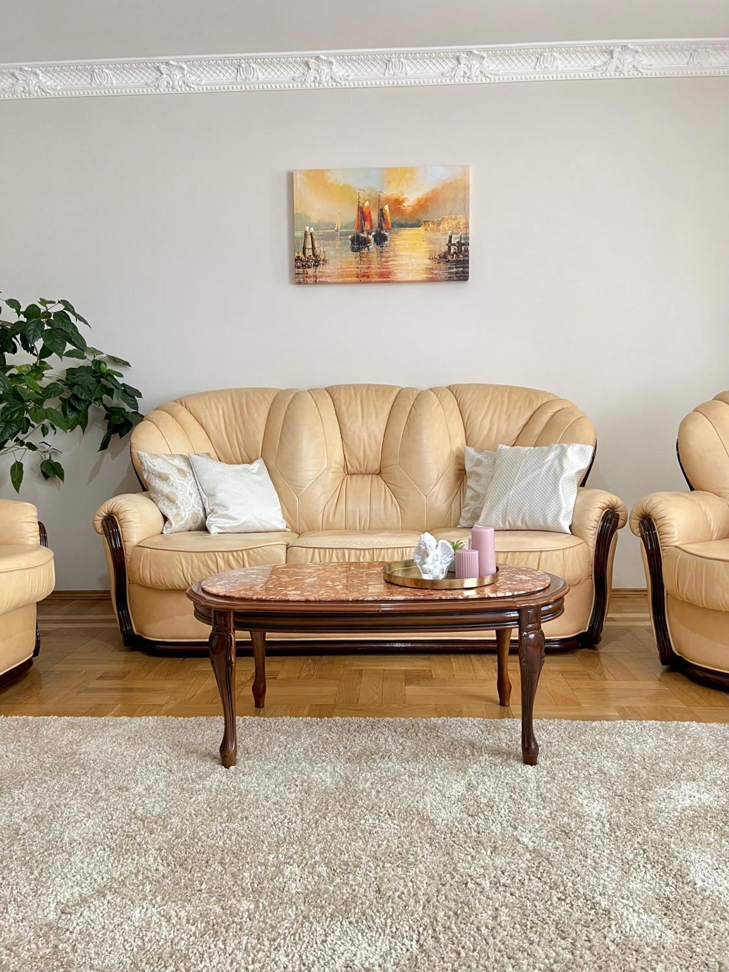 Apartment Sweet Large And Beautiful